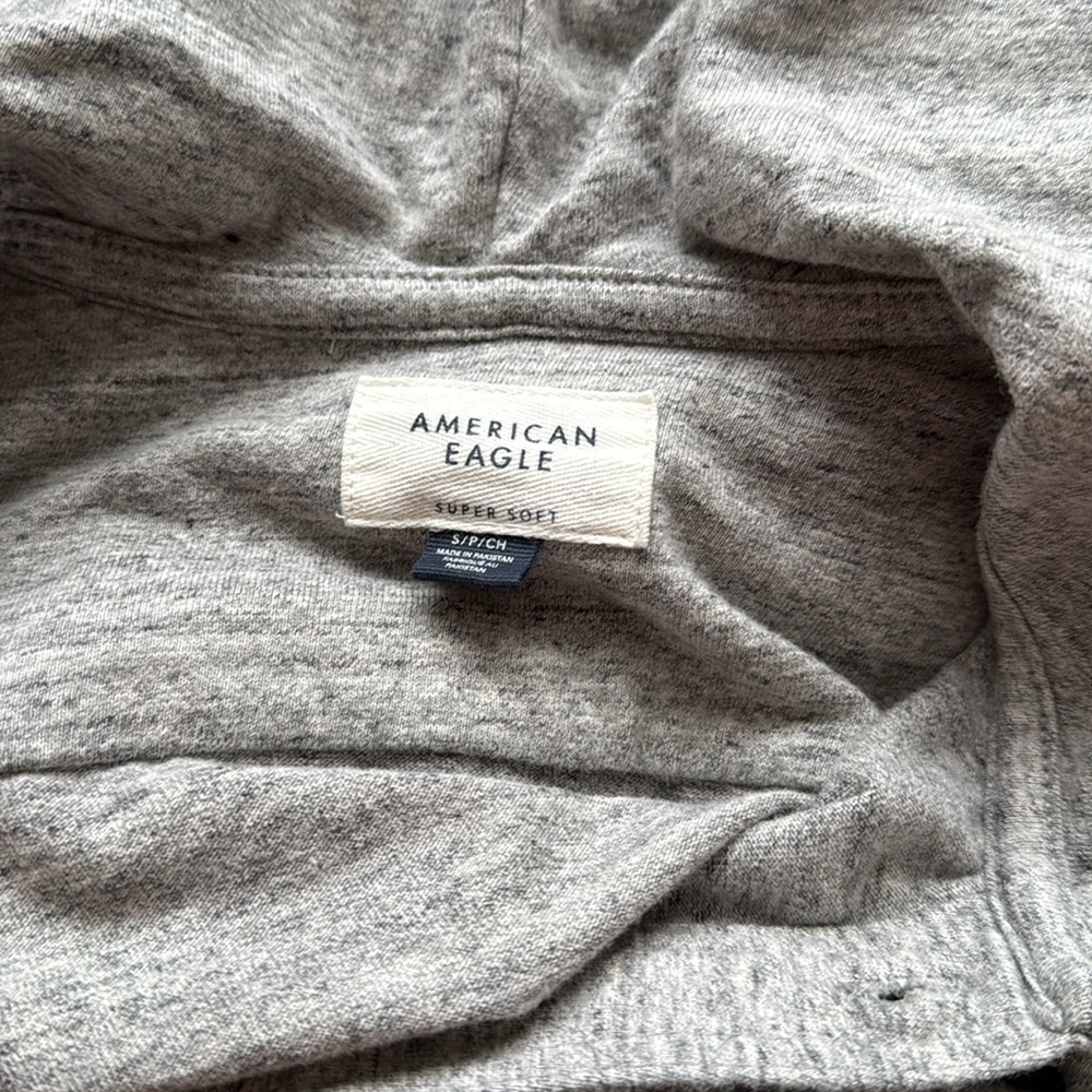 American Eagle Gray Button Down S - image 5